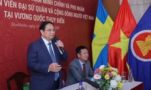 Thủ tướng: "Tự lo được cho mình, cho gia đình mình cũng là yêu nước"