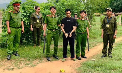 Con rể nổ súng nhiều phát vào nhà cha vợ, cướp xe máy bỏ trốn