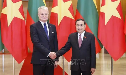 Chủ tịch Quốc hội Trần Thanh Mẫn hội kiến Tổng thống Lithuania Gitanas Nauseda