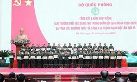 Tuyên dương các tập thể, cá nhân xuất sắc tham gia Giải thưởng Tuổi trẻ sáng tạo trong Quân đội