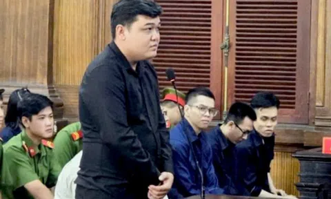 Đòi nợ bằng thủ đoạn “bẩn”, nhóm nhân viên Công ty Mirae Asset hầu toà