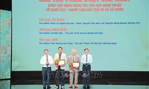 Trao 30 giải thưởng cho các tác phẩm văn học nghệ thuật về nghề báo - người làm báo