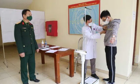 Chiều cao, cân nặng bao nhiêu thì không đi nghĩa vụ quân sự?