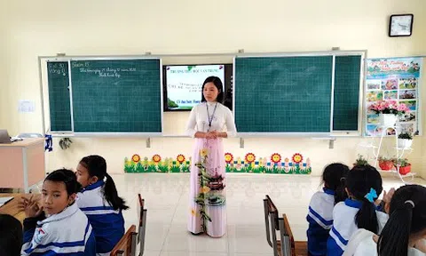 Có chi trả phụ cấp riêng cho giờ sinh hoạt lớp?