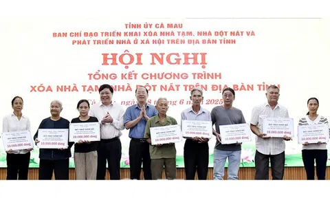 Cà Mau hoàn thành xóa nhà tạm, nhà dột nát