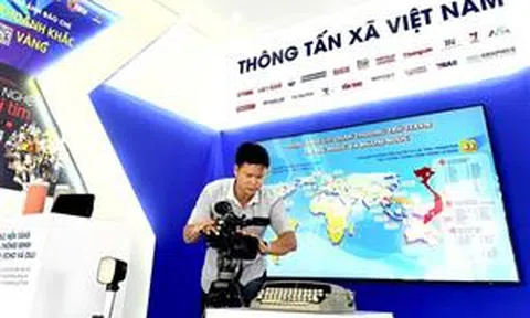 Nhà báo thích ứng sau tái cơ cấu