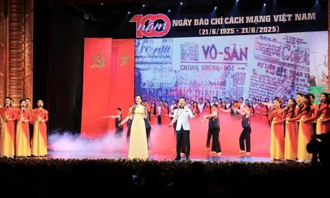 'Tấm lòng son – Ngòi bút sắc': Khúc tráng ca tự hào 100 năm báo chí cách mạng Việt Nam