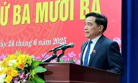 Chủ tịch UBND tỉnh Quảng Nam Lê Văn Dũng nghỉ hưu trước tuổi