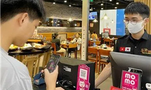 Từ ngày 1/7, ví điện tử là phương tiện thanh toán tương tự tài khoản và tiền mặt