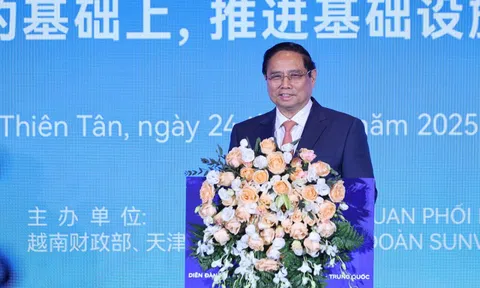 Thủ tướng: Cộng đồng doanh nghiệp là trụ cột quan trọng kết nối kinh tế Việt Nam – Trung Quốc