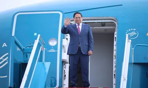 Thủ tướng Phạm Minh Chính lên đường dự Hội nghị WEF 16 Thiên Tân và làm việc tại Trung Quốc