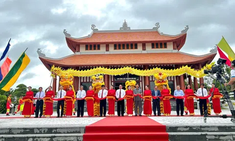 Kiên Giang khánh thành Đền tưởng niệm anh hùng liệt sĩ huyện Hòn Đất