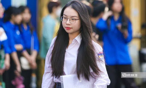 Đáp án môn Toán thi tốt nghiệp THPT 2025 mã đề 112 nhanh nhất, đầy đủ nhất