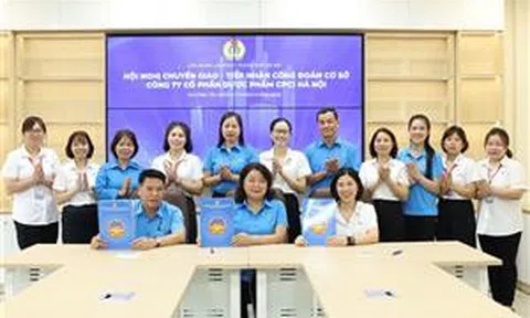 Bàn giao các Công đoàn cơ sở tại huyện Thường Tín về LĐLĐ thành phố Hà Nội