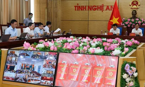 Nghệ An tổ chức vận hành thử 5 nền tảng số phục vụ chính quyền địa phương 2 cấp