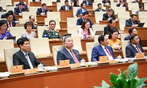 Thông qua Nghị quyết chất vấn, Quốc hội giao nhiều nhiệm vụ cụ thể
