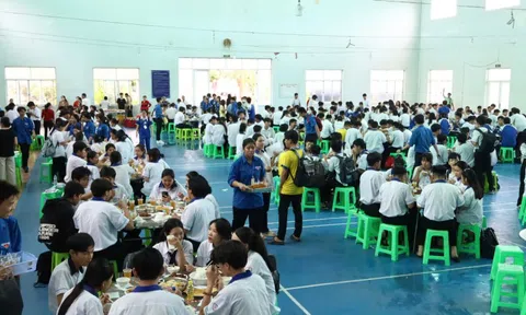 Ngày thi tốt nghiệp đầu tiên tại ĐBSCL diễn ra nghiêm túc, an toàn