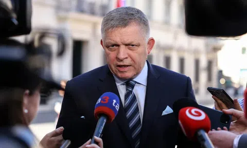 Slovakia chặn gói trừng phạt mới đối với Nga nhưng ủng hộ Ukraine gia nhập EU