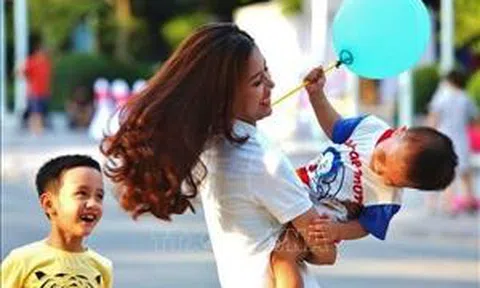 Ngày Gia đình Việt Nam (28/6): Khi yêu thương mạnh hơn bạo lực