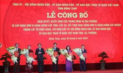 Công bố chính quyền địa phương 2 cấp: Cả nước vững bước tiến vào kỷ nguyên mới