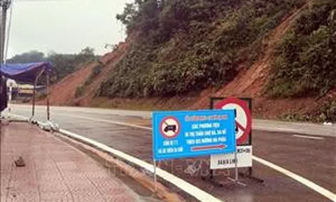 Lên phương án phân luồng giao thông từ xa ứng phó mưa lớn ở Bắc Bộ