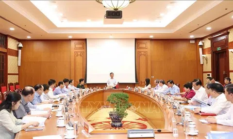 Thường trực Ban Bí thư chủ trì giao ban với các ban đảng, 4 văn phòng, đảng ủy, cơ quan, đoàn thể Trung ương