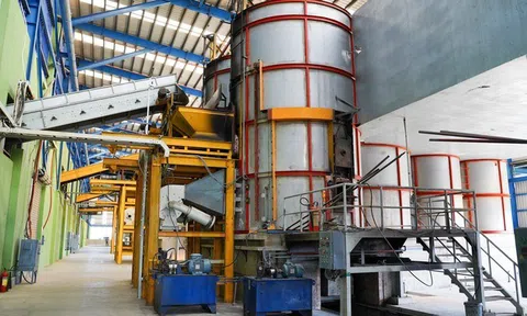 Vì sao Nhà máy xử lý rác Phan Thiết bị yêu cầu ngừng hoạt động?