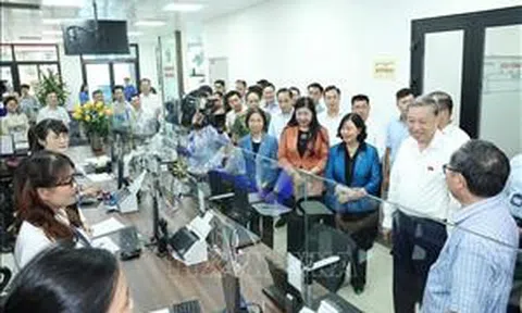 Thay đổi tư duy, nâng cao trình độ, trách nhiệm và đạo đức công vụ