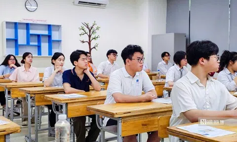Hàng loạt đại học công bố điểm sàn xét tuyển, thí sinh cần lưu ý gì?