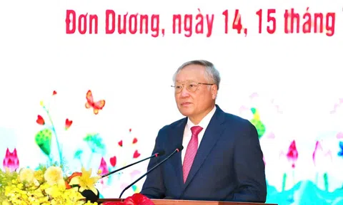 Phó Thủ tướng Thường trực Nguyễn Hòa Bình dự và chỉ đạo Đại hội điểm cấp xã của tỉnh Lâm Đồng