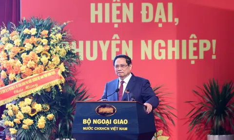 Thủ tướng: Xây dựng ngành ngoại giao chuyên nghiệp, văn minh, hiện đại, nhân văn, hiệu quả