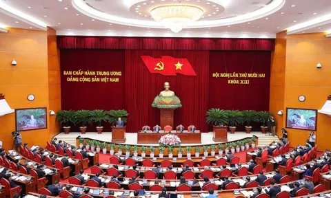 Khai mạc Hội nghị Trung ương 12