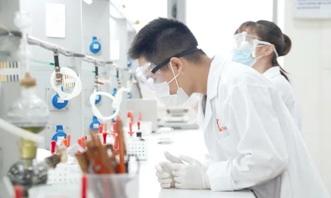 Chính sách học bổng cho người học các ngành khoa học cơ bản, công nghệ chiến lược
