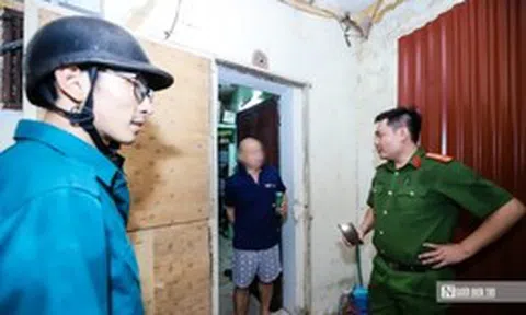 Hà Nội: Vận động di dời người dân chung cư G6A Thành Công tránh bão số 3