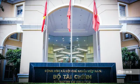Bộ Tài chính thông tin về một vụ trưởng tử vong tại cơ quan bộ