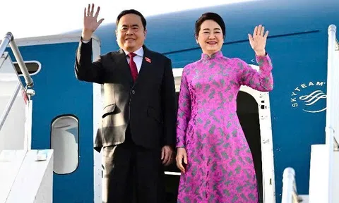 Chủ tịch Quốc hội Trần Thanh Mẫn và Phu nhân tới Rabat, bắt đầu chuyến thăm chính thức Vương quốc Morocco