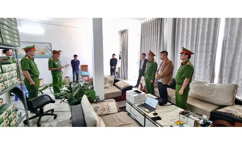 Lâm Đồng: Bắt tạm giam giám đốc và phó giám đốc công ty tơ tằm Nam Ban Silk