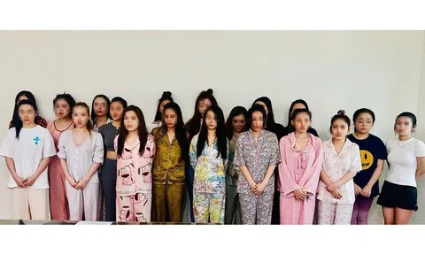 Nữ nhân viên massage khai bán dâm thu 200 triệu đồng/tháng, bất ngờ lý do "hành nghề"