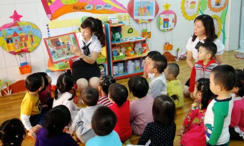 Công bố điểm sàn ngành Sư phạm năm 2025: Từ 18 - 19 điểm, ngành Mầm non hệ cao đẳng lấy từ 16,5 điểm