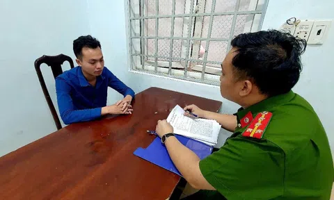 Bắt đối tượng dụ người phụ nữ quay clip cởi đồ để "làm phép" rồi tống tiền