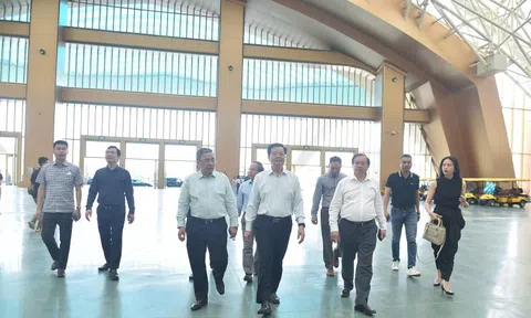 Phó Thủ tướng Mai Văn Chính kiểm tra, đôn đốc tiến độ Triển lãm 80 năm Ngày Quốc khánh