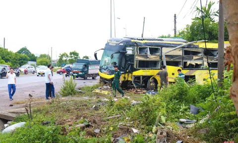 Tập trung nhân lực, chuyên môn cứu chữa bệnh nhân vụ tai nạn trên QL1 ở Hà Tĩnh