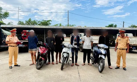 Triệu tập 6 thiếu niên mang theo hung khí, điều khiển xe mô tô lạng lách
