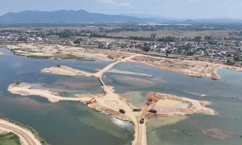 Gia Lai huy động cát từ các sông, hồ để phục vụ dự án cao tốc Quy Nhơn - Pleiku