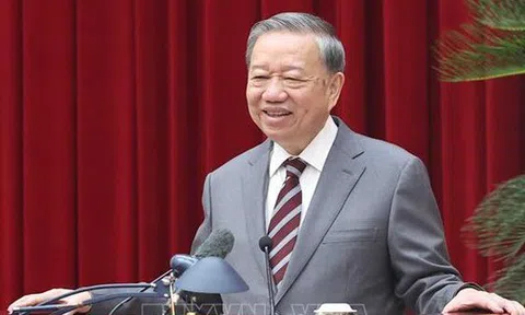 Tổng Bí thư: Trí thức, nhà khoa học, văn nghệ sĩ tiếp tục là lực lượng tiên phong mở đường cho dân tộc tiến lên mạnh mẽ