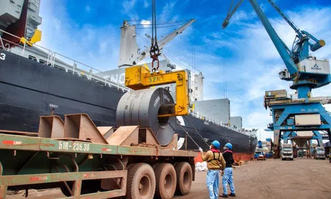 Lò cao số 1 tại Hòa Phát Dung Quất 1 tái khởi động, sẵn sàng gia tăng sản lượng