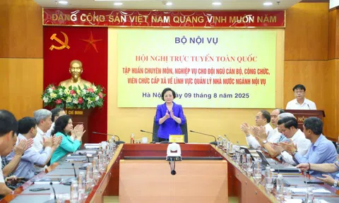Bộ Nội vụ sẽ hướng dẫn điều tiết công chức, nơi thiếu vẫn được tuyển thêm