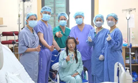 Lần đầu tiên Việt Nam ghép thành công đồng thời tim và phổi cho người suy đa tạng