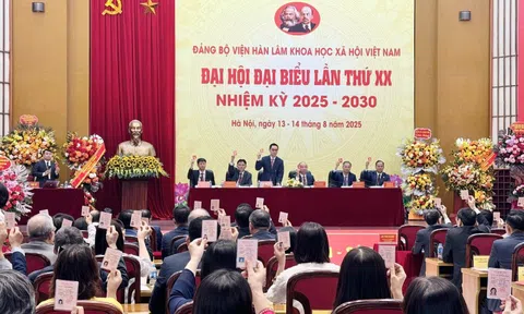 Phát huy vai trò trung tâm nghiên cứu khoa học xã hội và nhân văn hàng đầu