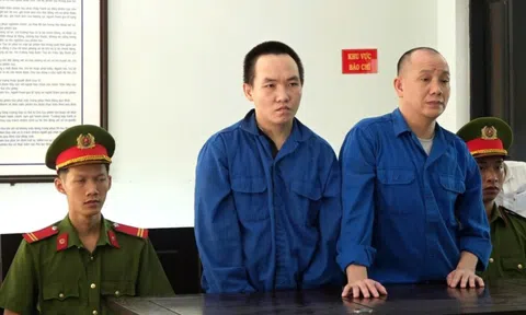 Mua ma túy để bán kiếm lời, 2 người đàn ông lĩnh án tù